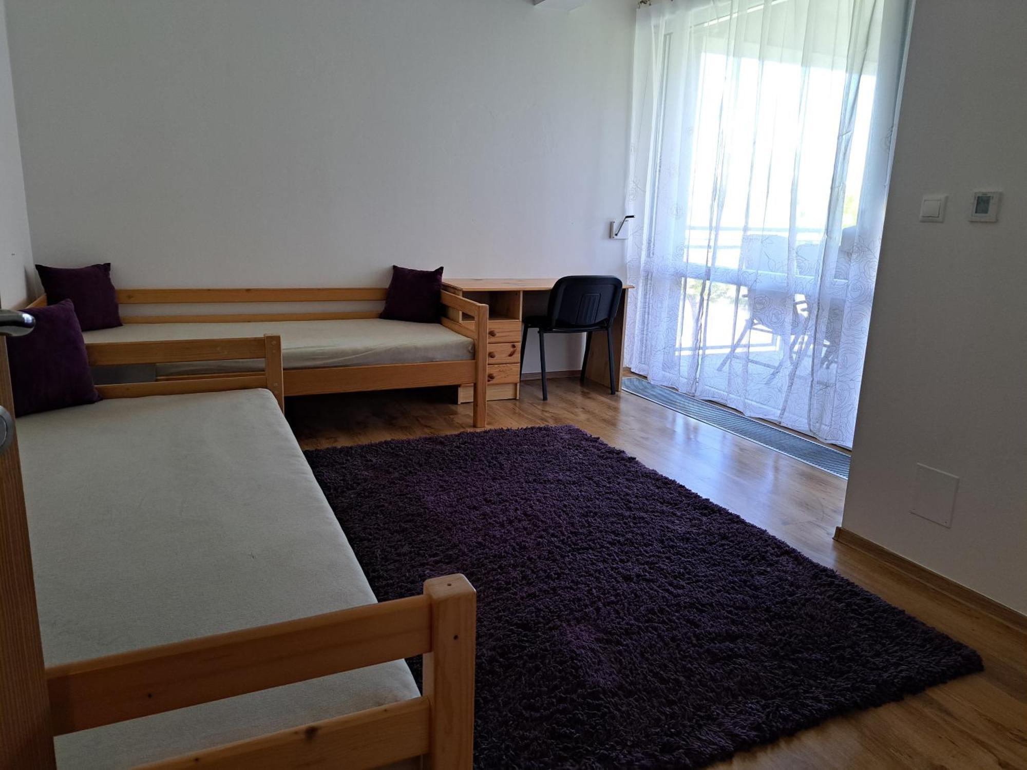 Apartman Zuzu เตร็นชีน ภายนอก รูปภาพ